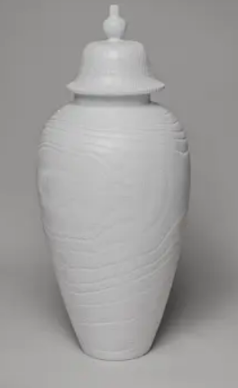 Ваза с крышкой 20х47 см, дерево, белый