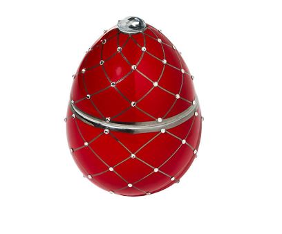 Свеча 200 г Bois de Russie Red silver stripes Ladenac