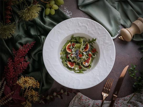 Тарелка глубокая 23 см Feniks