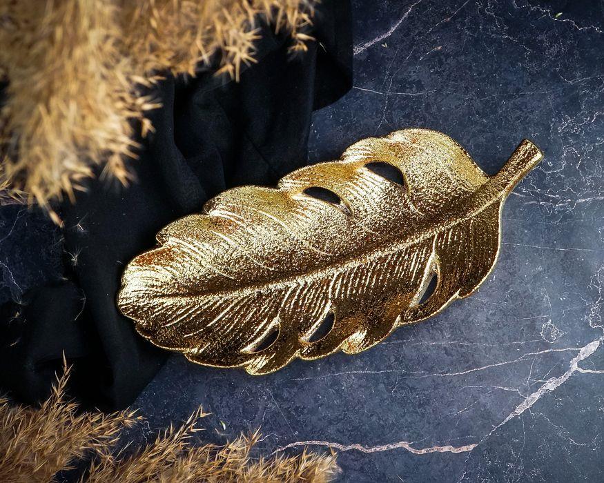 Блюдо Лист, цвет золотой, 28X12,3XH4,5CM, полимер