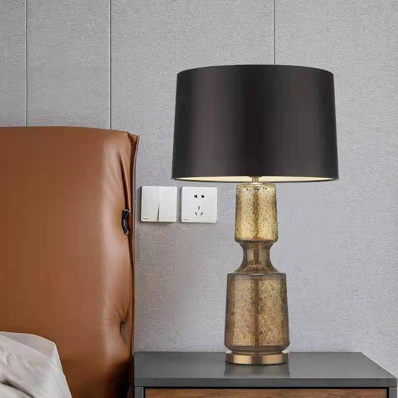 Лампа настольная H70 см. D39 см.