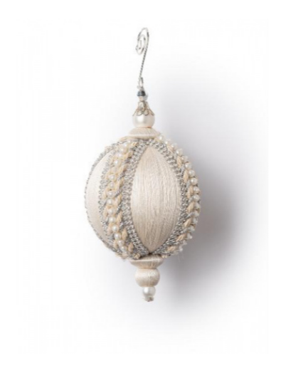 Серебристый шар с жемчужинами 15 см