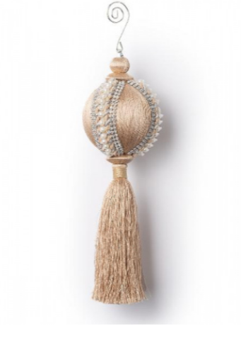 Шар цвета шампань с жемчужинами и кисточкой d 8 h 24 см