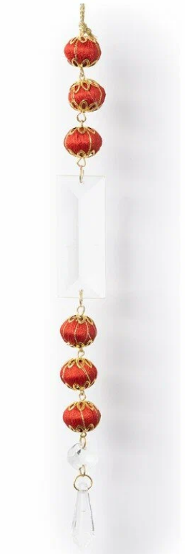 Подвеска из красных бусин и кристаллов 28 см